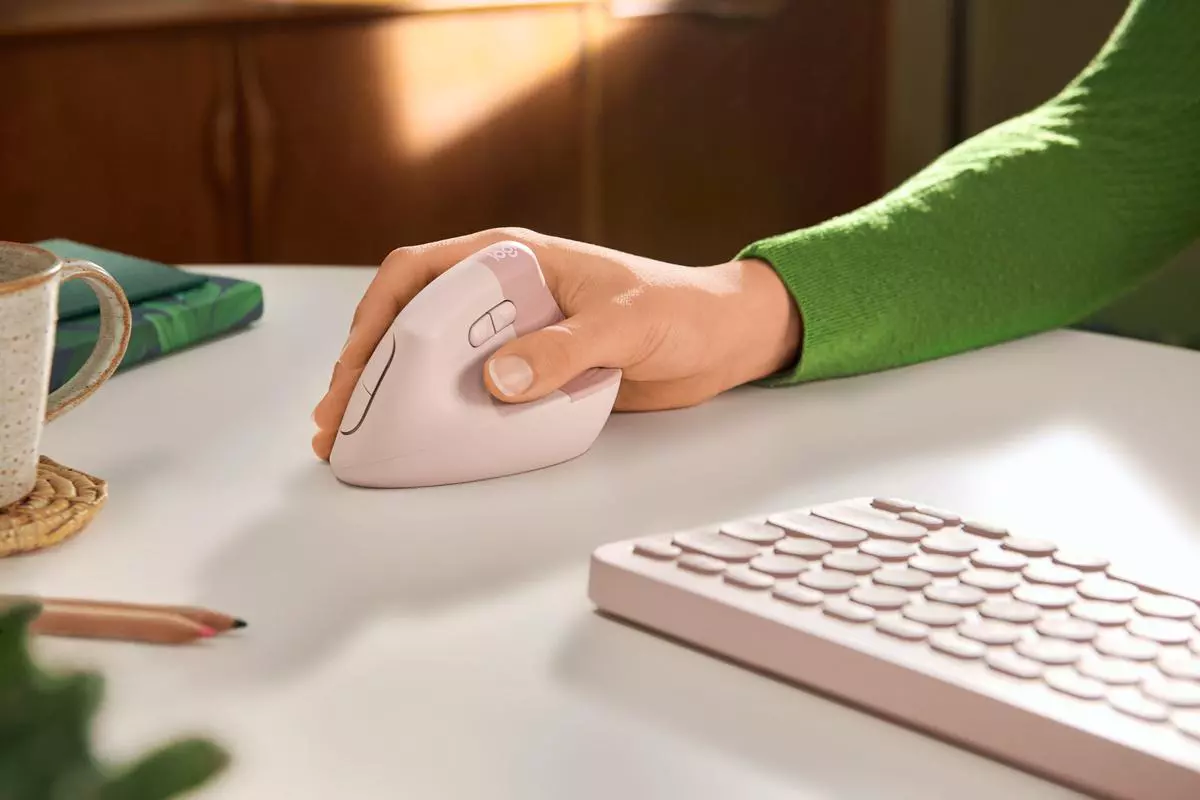 Ratón vertical ergonómico Logitech