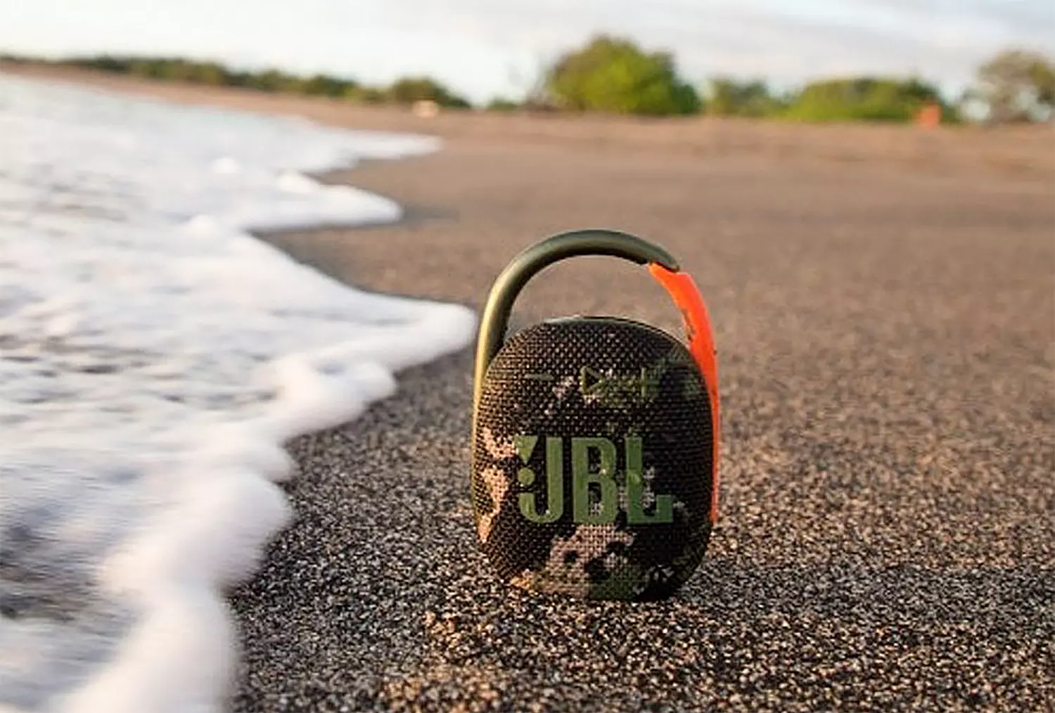 Clip JBL 4